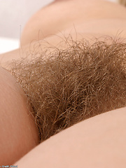 hairy body girls fabhairypussy.com