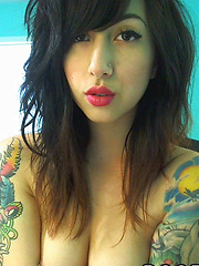 Emo Babe with huge tattoos hot cam show
