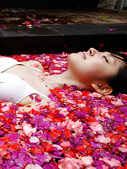 Airi Suzuki Asian in bath suit enjoys petals all over her body