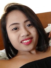 Young cock-loving Filipina student makes wild sex video